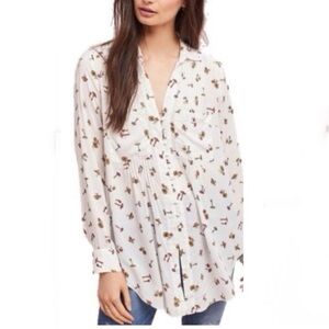 MAEVE Anthropologie White Shirt Mushroom Print Toggle Loop Closure Size XSmall